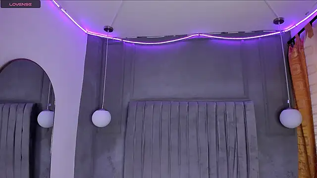 Snapshot of AmyOlimpo chatting on 02/04/25, 04:37 AmyOlimpo online show from 02/04/25, 04:37