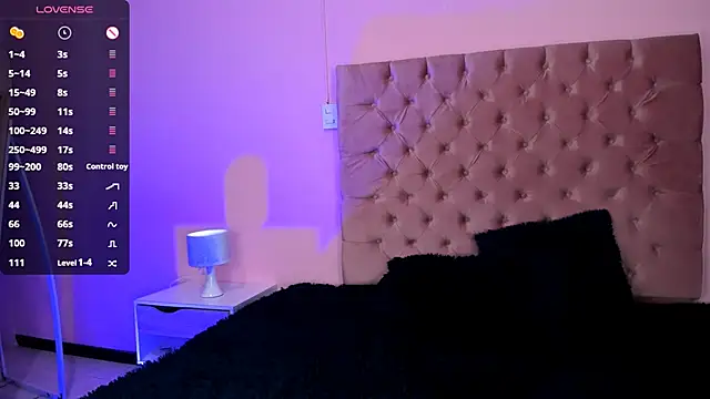 Snapshot of AmyOlimpo chatting on 02/11/25, 03:50 AmyOlimpo online show from 02/11/25, 03:50