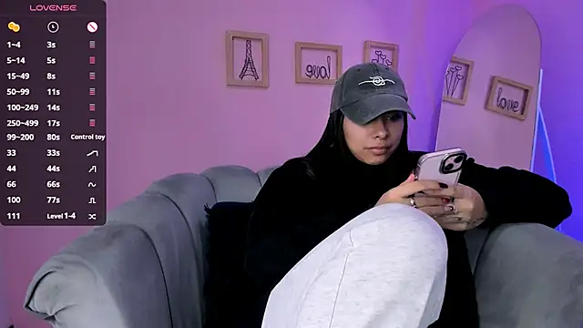 Snapshot of AmyOlimpo chatting on 02/12/25, 05:26 AmyOlimpo online show from 02/12/25, 05:26