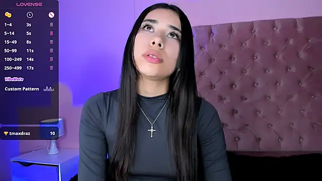 Snapshot of AmyOlimpo chatting on 03/01/25, 01:07 AmyOlimpo online show from 03/01/25, 01:07