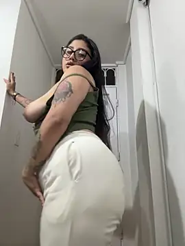 Snapshot of croftsmila chatting on 10/06/25, 11:57 croftsmila online show from 10/06/25, 11:57