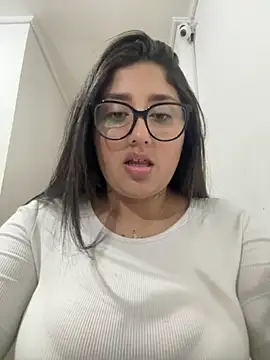 Snapshot of croftsmila chatting on 10/28/25, 11:18 croftsmila online show from 10/28/25, 11:18