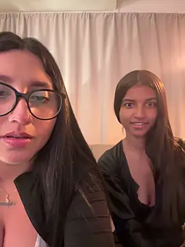 Snapshot of croftsmila chatting on 11/09/25, 04:55 croftsmila online show from 11/09/25, 04:55