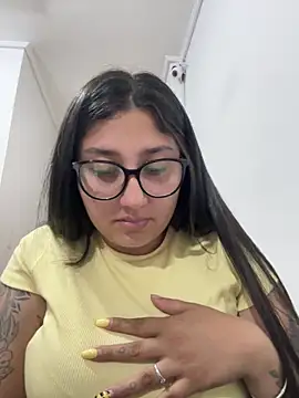 Snapshot of croftsmila chatting on 11/14/25, 12:09 croftsmila online show from 11/14/25, 12:09