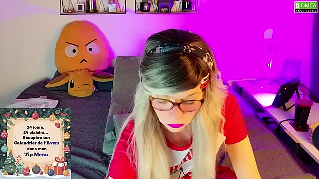 Kittychatte online show from 11/26/25, 08:54