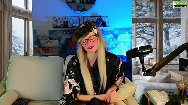 Snapshot of Kittychatte chatting on 01/18/26, 11:25 Kittychatte online show from 01/18/26, 11:25