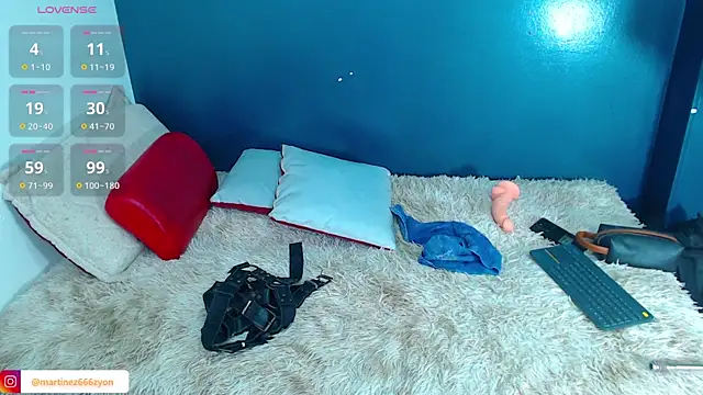 Snapshot of _liam_harpers_ chatting on 02/19/25, 02:34 liam harpers online show from 02/19/25, 02:34