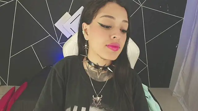 farichell online show from 09/24/25, 08:45