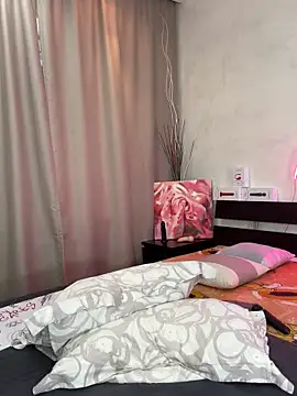 Milf Tea online show from 12/12/24, 04:15