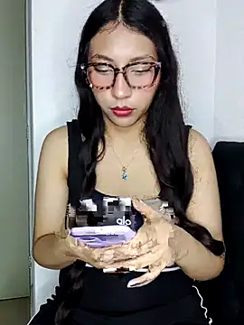 Umaru uwu online show from 10/24/25, 01:57