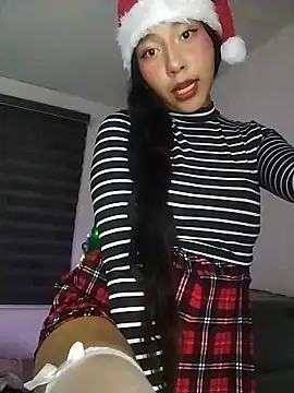 Umaru uwu online show from 12/15/25, 01:21