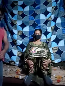 Snapshot of Fullyloadedvid chatting on 12/17/25, 03:51 Fullyloadedvid online show from 12/17/25, 03:51