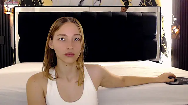 WhiteSun 01 online show from 12/22/24, 01:00