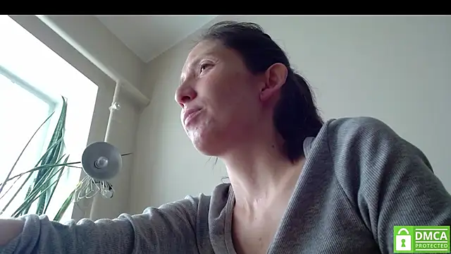 Sophi Cute online show from 09/13/25, 08:36