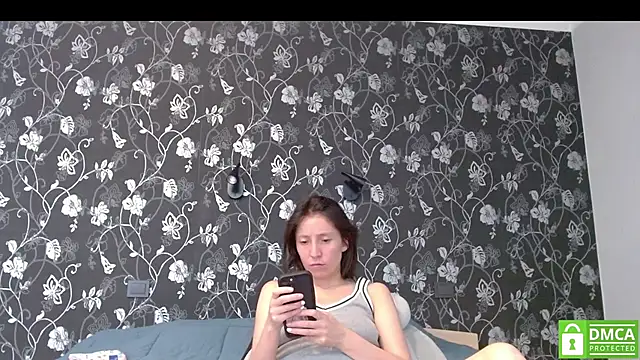Sophi Cute online show from 07/17/26, 12:23