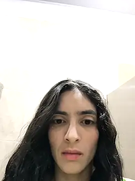 Snapshot of Sam_Sara chatting on 03/17/26, 05:49 Sam Sara online show from 03/17/26, 05:49