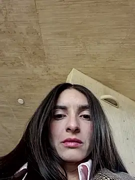Snapshot of Sam_Sara chatting on 04/01/26, 02:25 Sam Sara online show from 04/01/26, 02:25