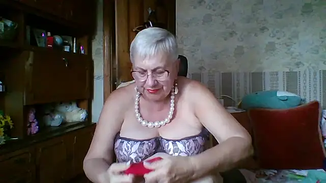 SweetCherry27 online show from 07/15/26, 04:12