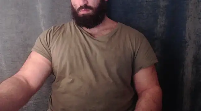 hugemachohandsome online show from 01/05/25, 02:41