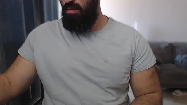 Snapshot of hugemachohandsome chatting on 11/06/25, 09:10 hugemachohandsome online show from 11/06/25, 09:10