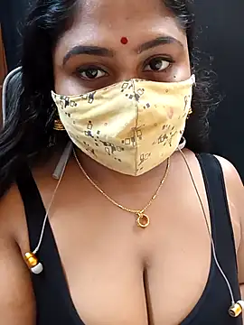 Sophiaboudi online show from 10/08/25, 05:43