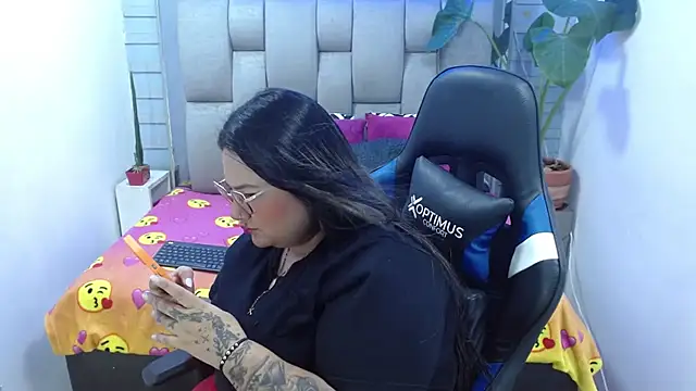 evelin zaens online show from 07/05/26, 03:34