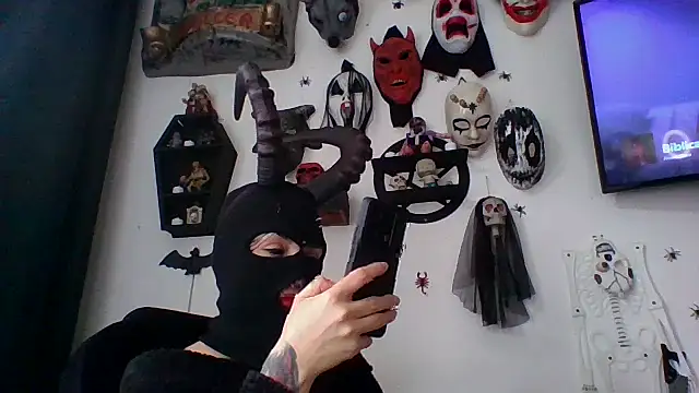 FeticheMacabre online show from 09/28/25, 05:07