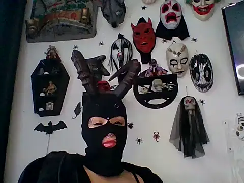 FeticheMacabre online show from 10/18/25, 04:30