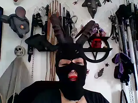 FeticheMacabre online show from 04/25/26, 04:15