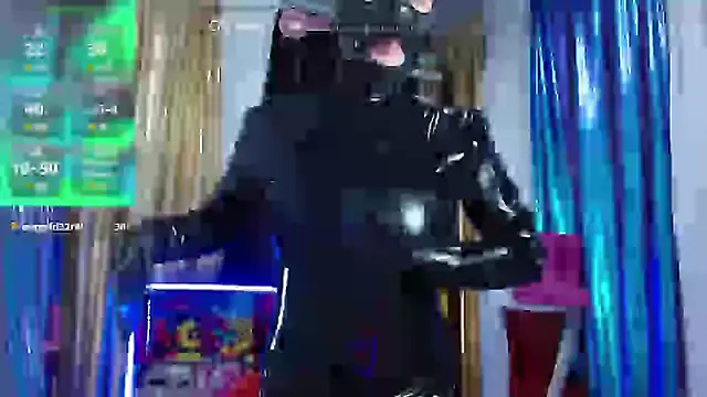 LatexDevil Blondie online show from 12/02/24, 11:18