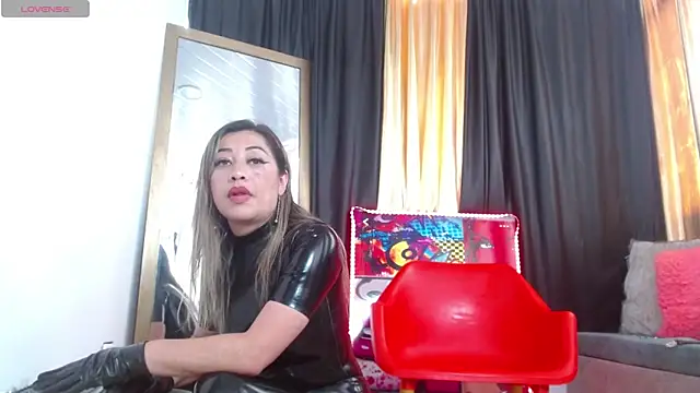 LatexDevil Blondie online show from 12/09/24, 08:01