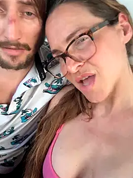 Snapshot of MessyNastyQueen chatting on 10/17/25, 08:11 MessyNastyQueen online show from 10/17/25, 08:11