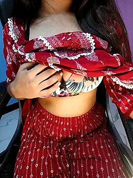 Aditi 1 online show from 09/30/25, 12:15