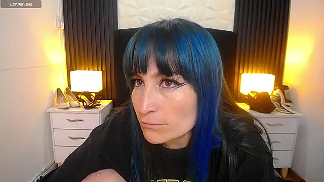 alicia moom online show from 12/19/24, 11:39