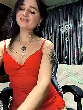 KikiXRed online show from 12/15/24, 04:59