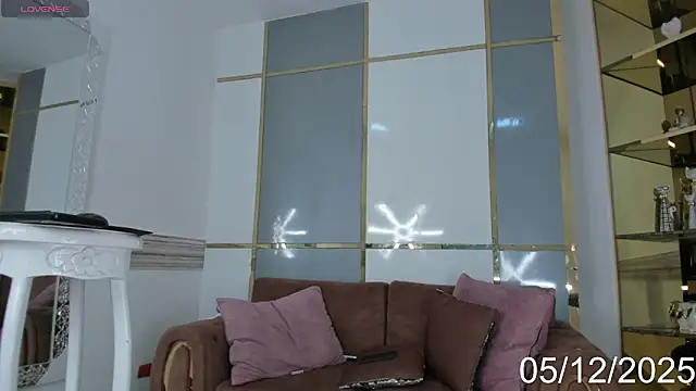 EmmaHills Sex online show from 01/05/25, 04:48