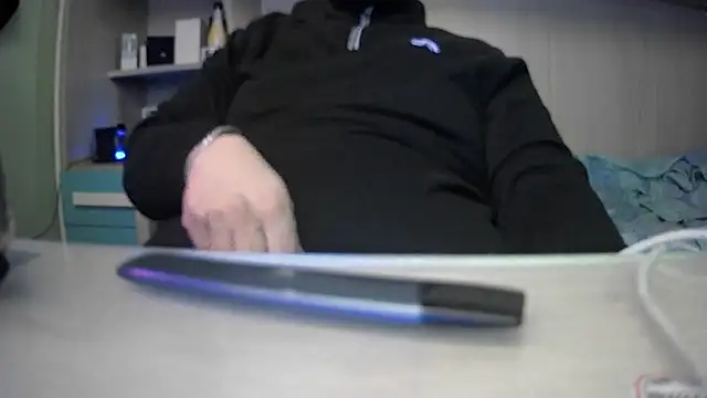 michele1500 online show from 12/01/25, 08:47