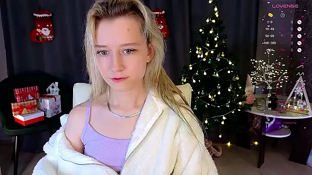 Snapshot of Arveni chatting on 12/02/24, 06:54 Arveni online show from 12/02/24, 06:54