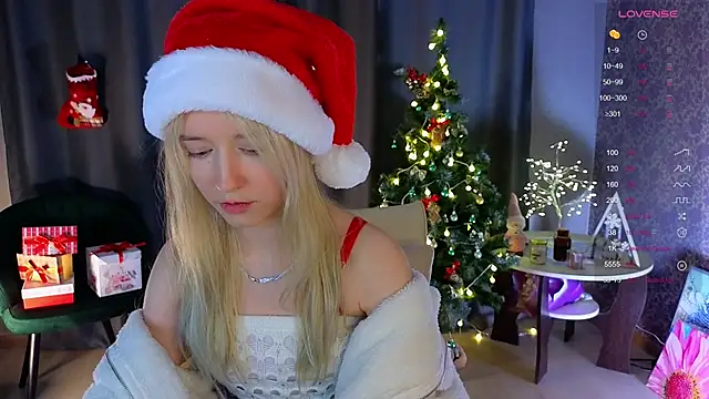 Snapshot of Arveni chatting on 12/25/24, 07:45 Arveni online show from 12/25/24, 07:45