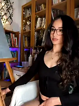 Snapshot of Naughty-Jessie chatting on 02/04/25, 09:41 Naughty-Jessie online show from 02/04/25, 09:41