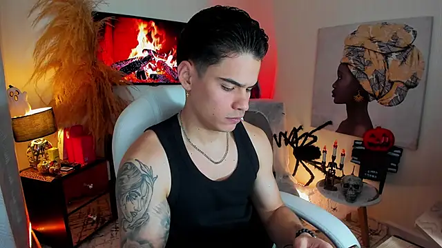 Snapshot of Matias_Murrier chatting on 11/02/25, 11:23 Matias Murrier online show from 11/02/25, 11:23