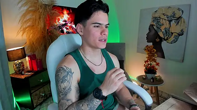 Snapshot of Matias_Murrier chatting on 12/15/25, 12:59 Matias Murrier online show from 12/15/25, 12:59