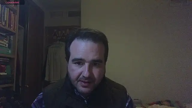 curiosillo83 online show from 02/03/25, 08:03