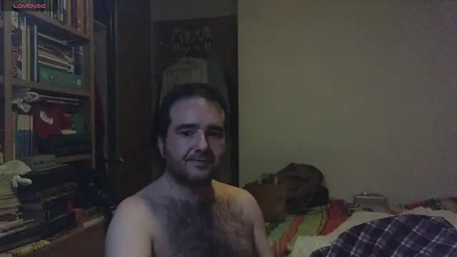 curiosillo83 online show from 02/04/25, 05:10