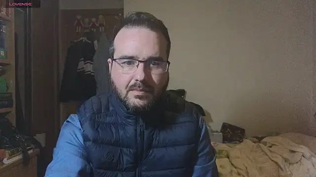 curiosillo83 online show from 02/20/25, 09:42