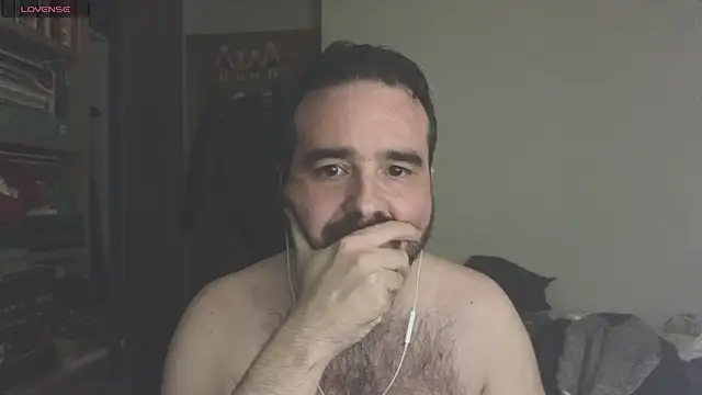 curiosillo83 online show from 03/22/25, 09:02