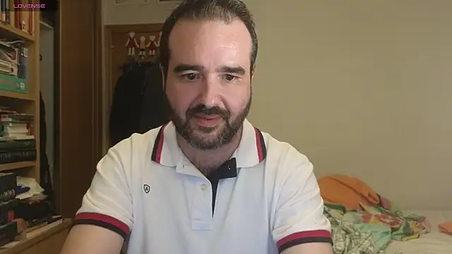 curiosillo83 online show from 09/23/25, 02:20