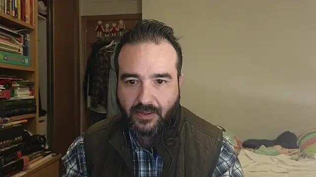 curiosillo83 online show from 11/08/25, 11:32