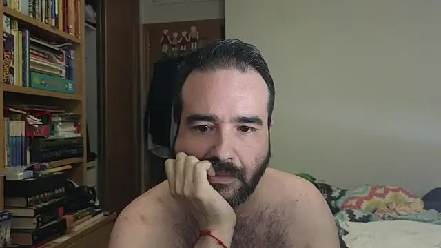 curiosillo83 online show from 11/10/25, 04:33