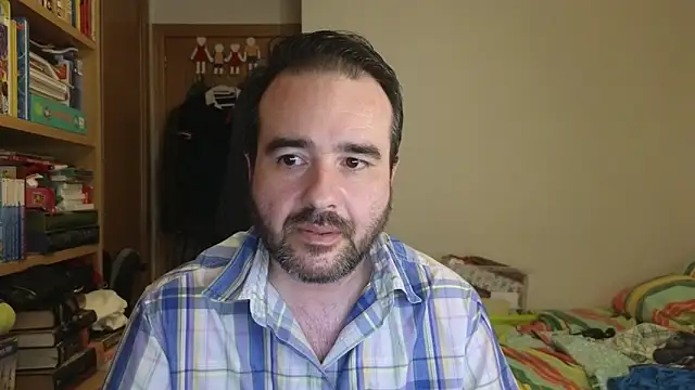 curiosillo83 online show from 06/03/26, 03:28